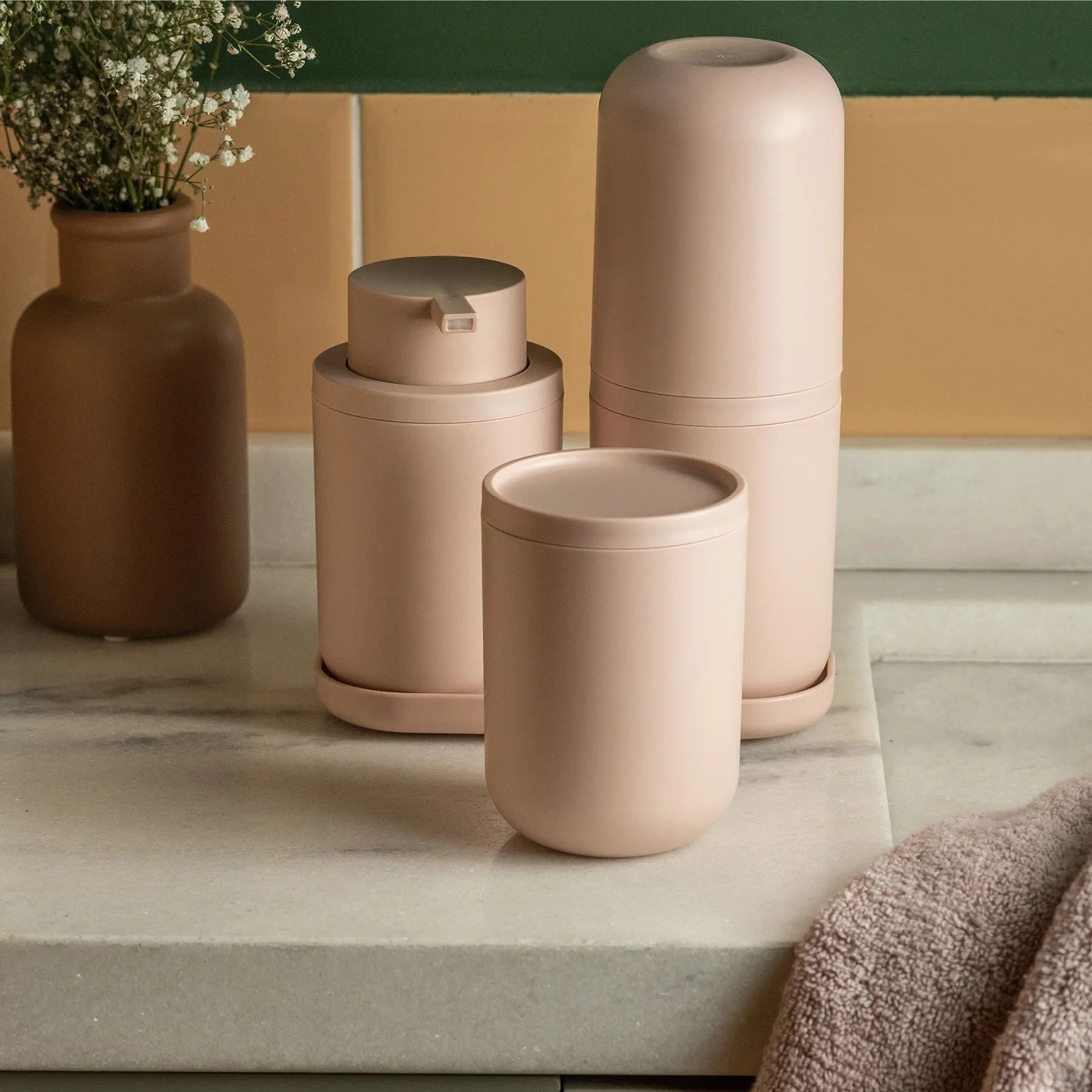 Kit de accesorios para baño bold 3 piezas color rosa