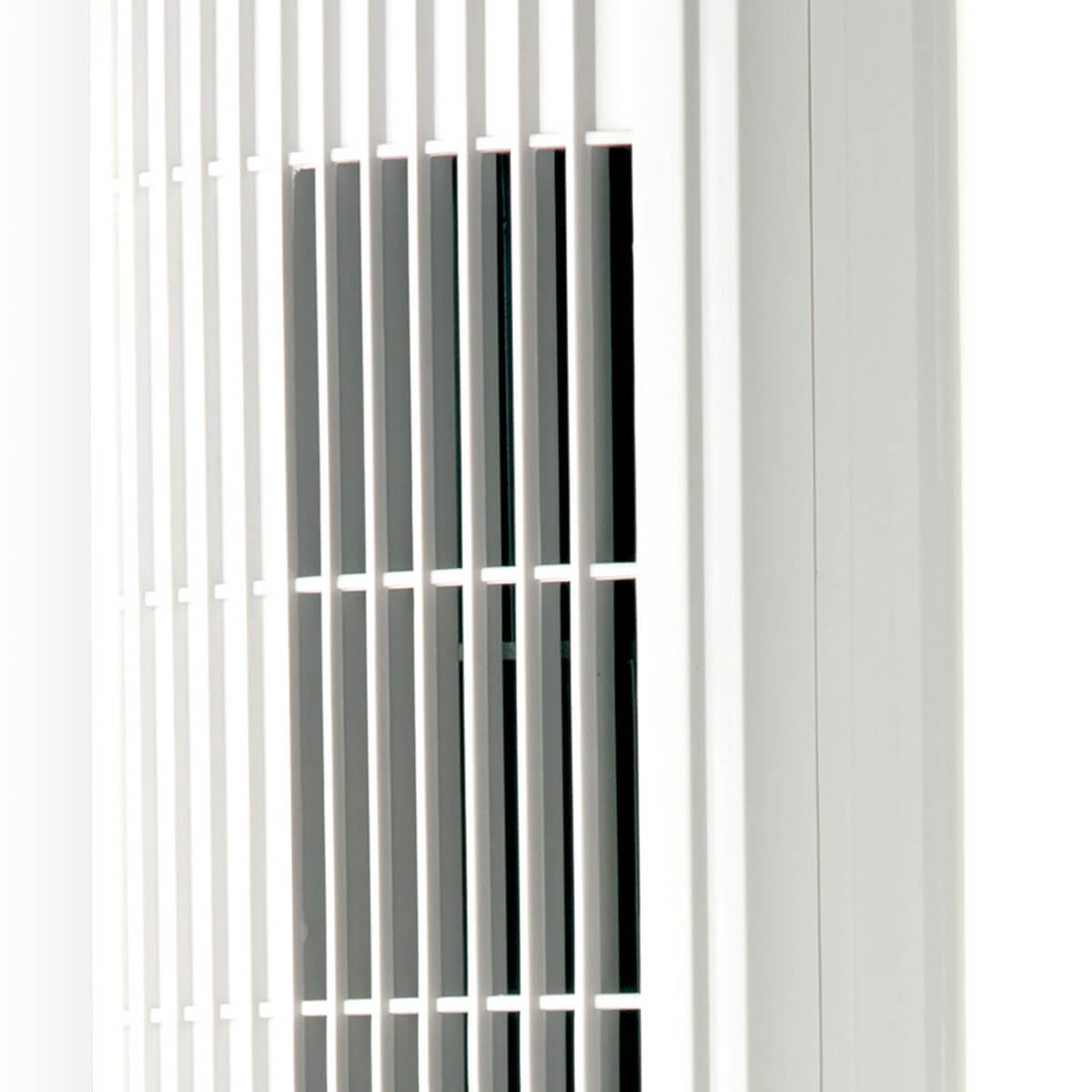 Ventilador de torre blanco marca Kalley