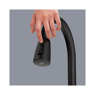 Grifería para lavaplatos ultra ahorradora monocontrol Tanta acabado mate black marca Corona