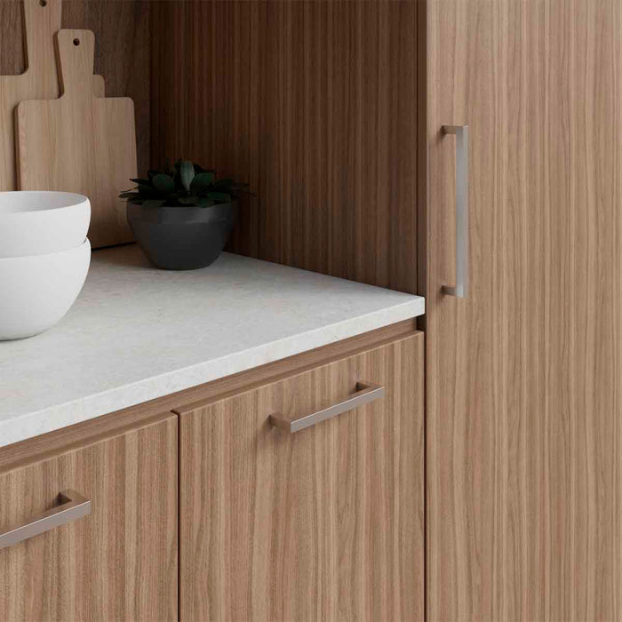 Manija rectangular en aluminio níquel cepillada