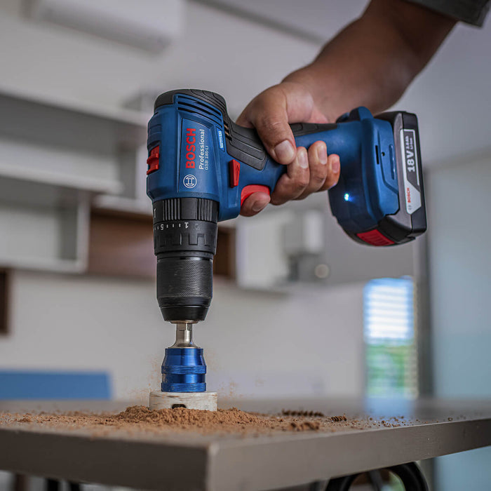 Combo Bosch Taladro GSB 185 LI con Llave de impacto GDR 18V 200 dos baterías y maletín