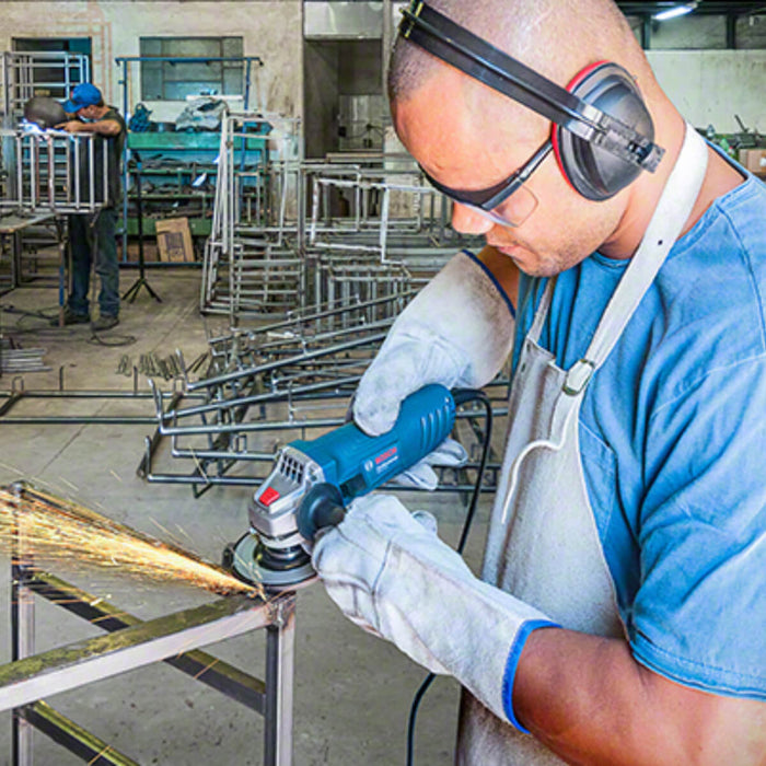 Mini pulidora angular GWS 850 de 4,5" 850 W 220 V, portátil marca Bosch