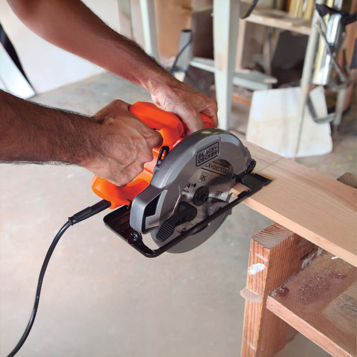 herramientas electricas e inalambricas sierra circular 1400w disco 7 14 black and decker cs1004 b3 cs1004 b3 madecentro