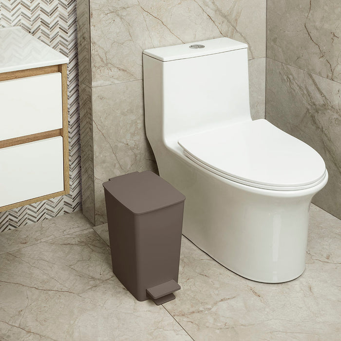 Basurero pedal slim 8 litros mocca marca Rimax