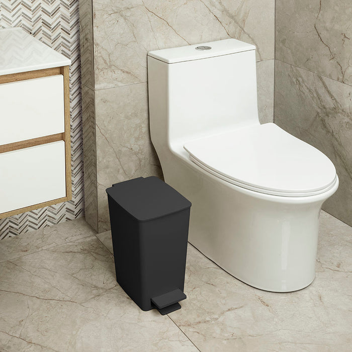 Basurero pedal slim 8 litros negro marca Rimax