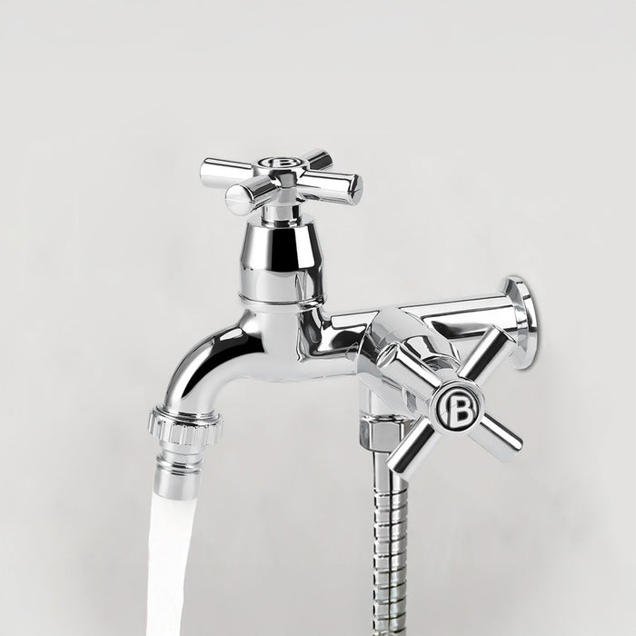 Llave doble salida entrada1/2" y salida 3/4" marca Boccherini