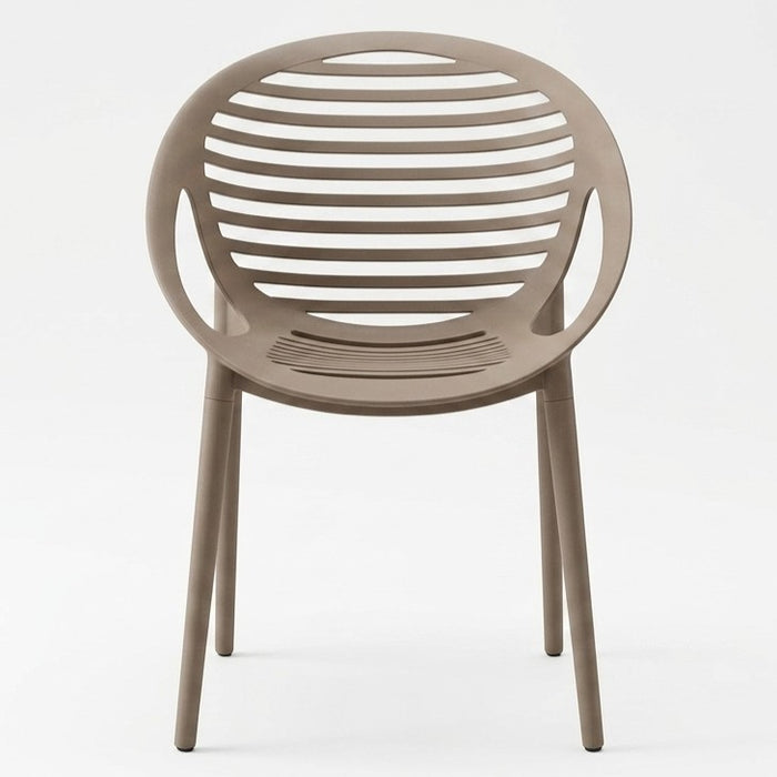 Silla Tokio con Brazos, Color Taupe, con Espaldar y Diseño Moderno